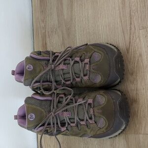 Merrell Women's Moab Size 8 Hiking Boots